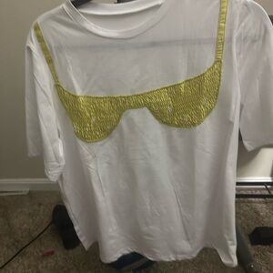 TrendyCo Women's White Tee with Yellow Graphic